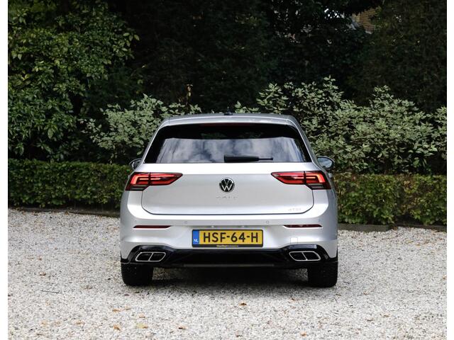 Volkswagen GOLF 1.5 eTSI R-Line | IQ Lights | Achteruitrijcamera