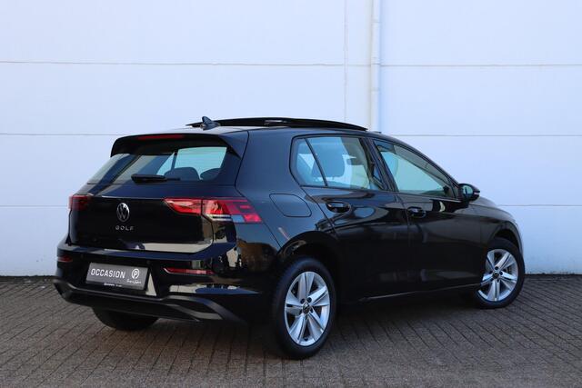 Volkswagen GOLF 1.0 TSI Life 110pk l Panoramadak