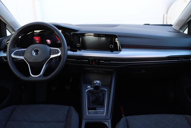 Volkswagen GOLF 1.0 TSI Life 110pk l Panoramadak