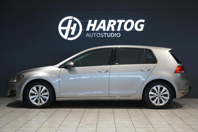 Volkswagen GOLF 1.0 TSI Business Edition Connected + CAMERA / NAVIGATIE / SENSOREN