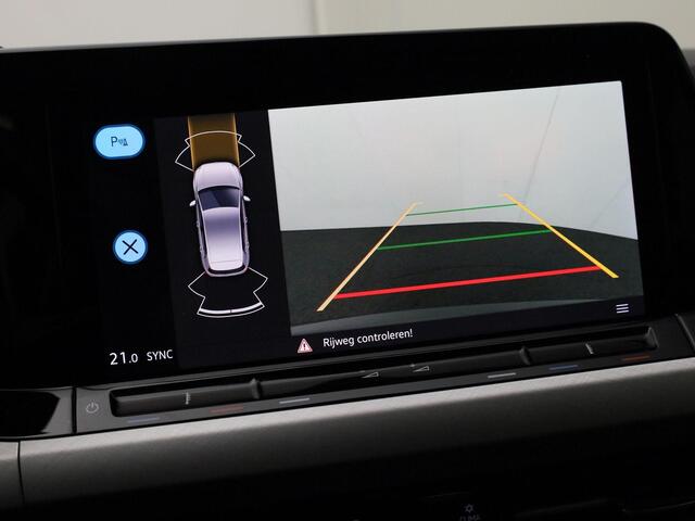 Volkswagen GOLF 1.0TSI/110PK Life · Navigatie · Camera + Parkeersensoren · Apple/Android Carplay