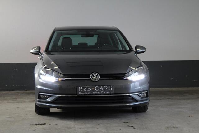 Volkswagen GOLF 1.6 TDI DSG Comfortline Trekhaak - Stoelverwarming - Ecc - Massage