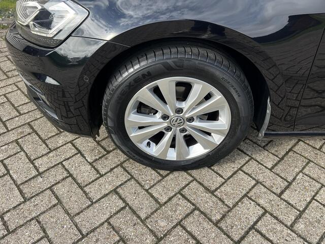 Volkswagen GOLF 1.0 TSI 7,5 Panorama Leder Led Trekhaak Camera
