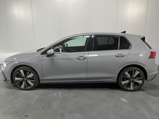 Volkswagen GOLF 1.4 eHybrid GTE / AUTOMAAT/ LED/ ADAPT. CRUISE/ DIGITAL DASH/ APP-CONNECT/ STOEL-STUUR VERWARM./ CLIMA/ NAVI/ 18" LMV