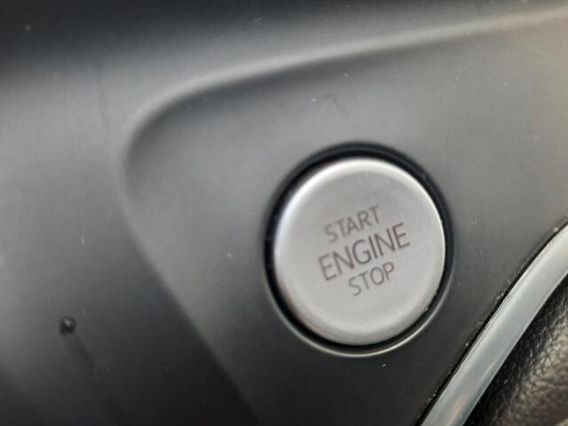 Volkswagen GOLF Variant 1.0 TSI Life Business | Ergo Stoelen | Camera | Navi | App Connect