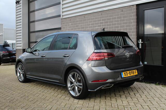 Volkswagen GOLF 1.5 TSI Highline Business R / Carplay / Stoelverwarming