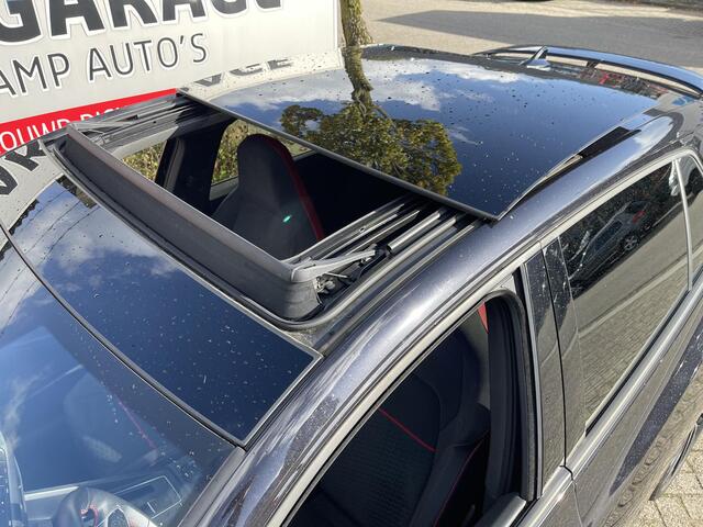 Volkswagen GOLF 2.0 TSI GTI Clubsport 19"/Panoramadak/H&K/IQ Lights/Black style/Dodehoek/Stoel + stuurverwarming/Keyless/Apple Carplay & Android Auto