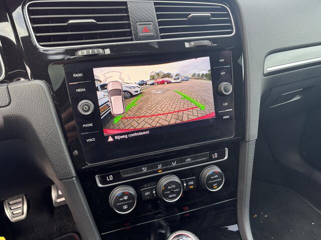 Volkswagen GOLF 2.0 TSI GTI 245PK Performance PANORAMADAK / FULL LED / SFEER / CARPLAY / NAVI / DAB+ / ACC / NL-AUTO