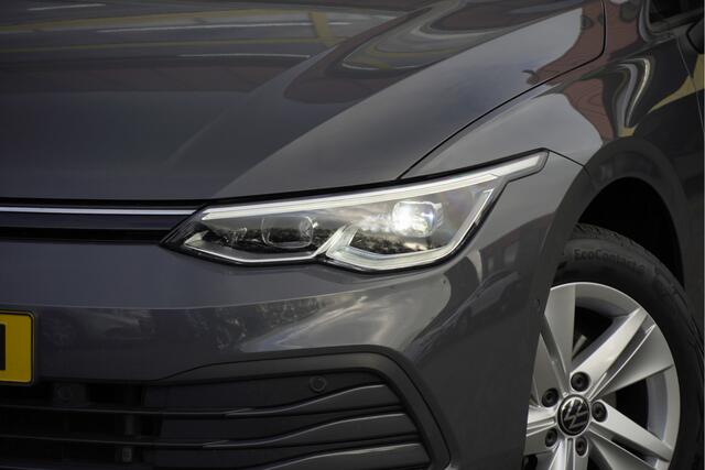 Volkswagen GOLF 1.5 TSI 5drs Life Business BJ2020 Lmv 16" | Led V+A | Pdc | Navi | App-Connect | Dashboard verlichting | Virtual cockpit | Climate control | Cruise control | Elek. voorstoelen (Be+mem) | Sportstoelen | Verwarmde voorstoelen/stuurwiel | Alcantara bekleding