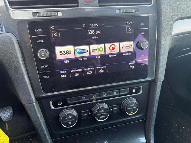 Volkswagen GOLF 1.0 TSI Comfortline NAVI / CLIMA / PDC / CRUISE / CARPLAY / DAB+ / NL-AUTO
