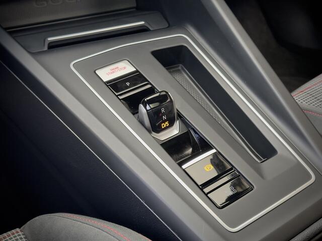 Volkswagen GOLF 2.0 GTI ACTIE! BETAAL NU 50% 16450 DE REST IN 2JR RENTEVRIJ FINANCIEREN