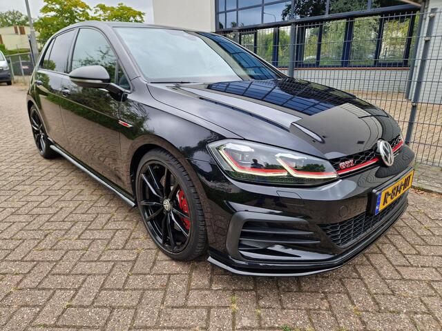 Volkswagen GOLF 2.0 TSI GTI TCR