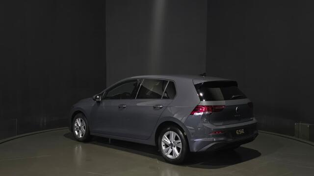 Volkswagen GOLF 1.0 eTSI Life | Memory | Carplay | Acc