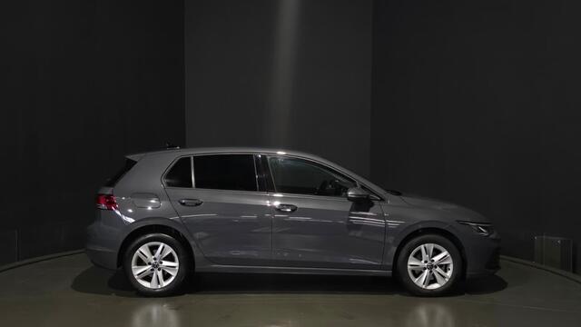Volkswagen GOLF 1.0 eTSI Life | Memory | Carplay | Acc