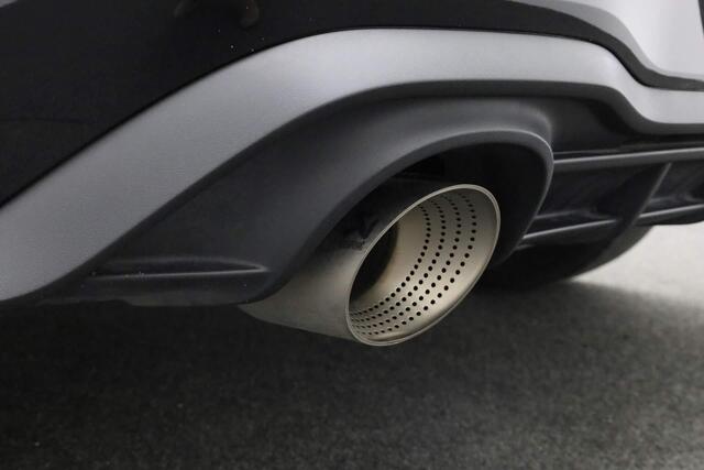 Volkswagen GOLF 2.0 TSI 300 pk DSG GTI Clubsport | Panoramadak | Akrapovic | Leder | Ventilatie-/geheugenstoel | Harman/Kardon | IQ Light