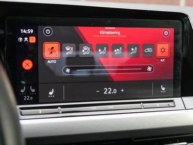 Volkswagen GOLF 1.5 eTSI 150PK Automaat Style | NAVIGATIE | CARPLAY | CRUISE CONTROL |