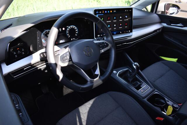 Volkswagen GOLF Variant NEW 1.5 TSI LIFE VIRTUAL/PDC/CARPLAY