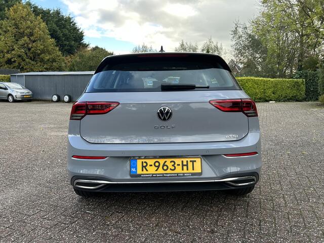 Volkswagen GOLF 1.5 eTSI Style