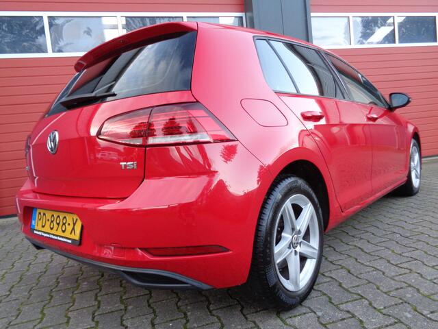 Volkswagen GOLF 1.0 TSI Trendline 110PK Airco Cruise LMV NL-Auto