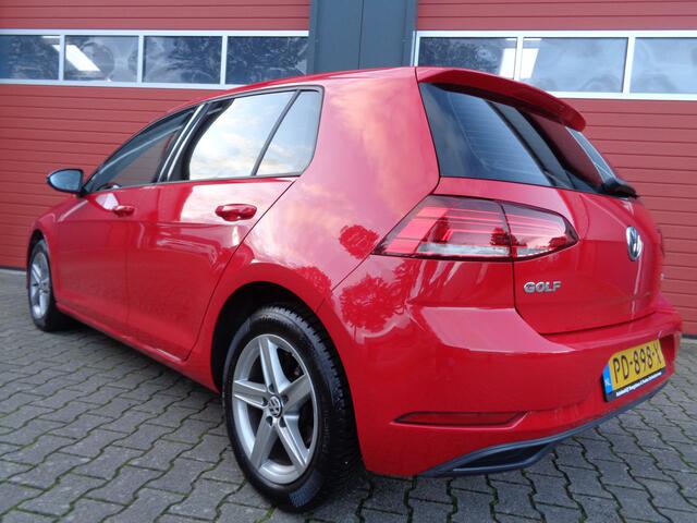 Volkswagen GOLF 1.0 TSI Trendline 110PK Airco Cruise LMV NL-Auto