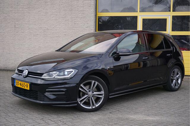 Volkswagen GOLF 1.5 TSI 150PK! 5drs 2X R-Line BJ2019 Lmv 17" | Led | Pdc | Navi | Dynamische knipperlichten | Sideskirts | Verwarmd voorruit | Achteruitrijcamera | App-Connect | Virtual cockpit | Climate control | Cruise control | Sportstoelen | Zwarte hemel