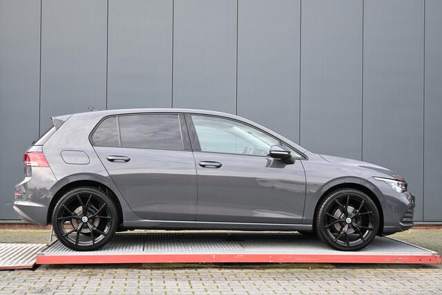 Volkswagen GOLF 1.5 TSI Life Business