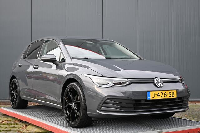 Volkswagen GOLF 1.5 TSI Life Business