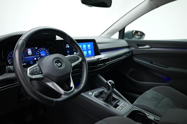 Volkswagen GOLF 1.5 TSI Highline Business R |Pano|Memory|Camera|Massage|