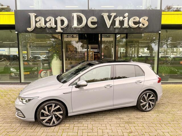 Volkswagen GOLF 1.5 eTSI Style