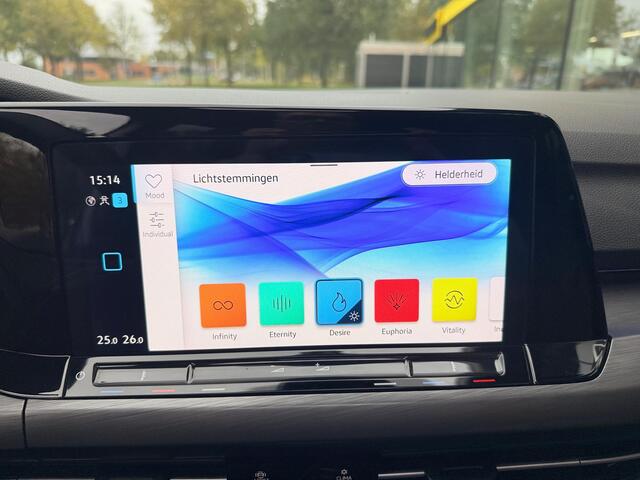 Volkswagen GOLF 1.5 eTSI Style