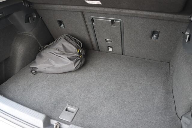 Volkswagen GOLF 1.4 TSI eHybrid Style 204pk DSG6