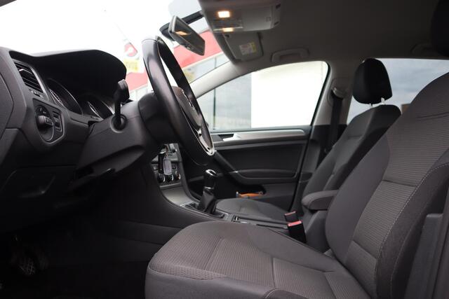 Volkswagen GOLF 1.0 TSI COMFORTLINE CRUISE|NAVIGATIE|SENSOREN
