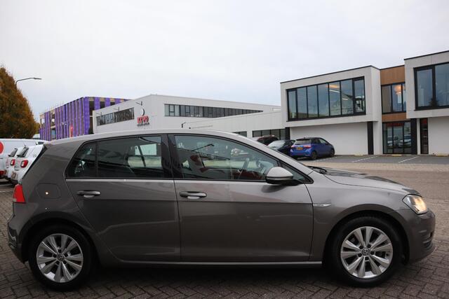 Volkswagen GOLF 1.0 TSI COMFORTLINE CRUISE|NAVIGATIE|SENSOREN