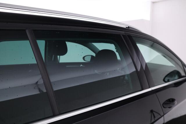 Volkswagen GOLF Variant 1.5 TSI Highline automaat, virtual cockpit, climate etc.