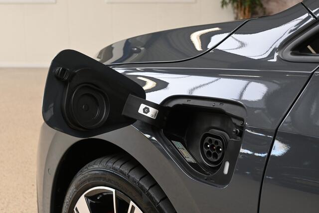 Volkswagen GOLF 1.4 eHybrid 245pk GTE | DCC | Leder | Panoramadak | Head-up | 100% (Dealer) onderhouden label