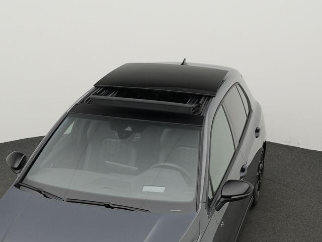 Volkswagen GOLF 1.5 eTSI 150 pk DSG R-Line Edition | Panoramadak | IQ Light | Black Style | Head-up display | Sportstoelen | Stoel-/stuurverwarming | 18 inch
