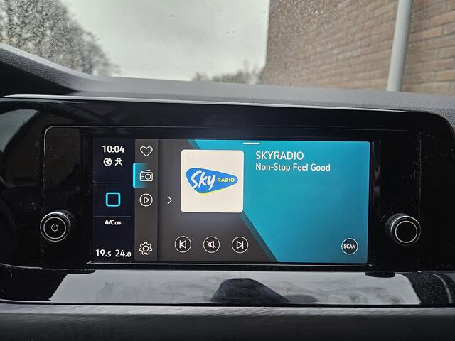 Volkswagen GOLF 1.5 eTSI Style