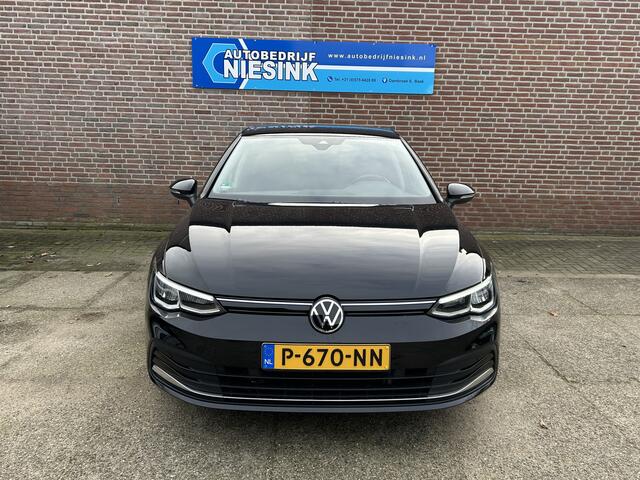 Volkswagen GOLF 1.5 TSI Style