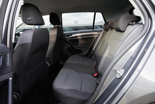 Volkswagen GOLF 1.0 TSI Comfortline Trekhaak|Camera|Netjes bereden!