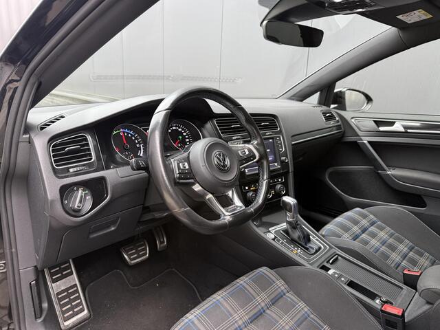 Volkswagen GOLF 1.4 TSI GTE | Pano | Keyless | LED | Carplay