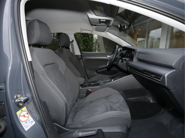 Volkswagen GOLF 1.5 eTSI Style