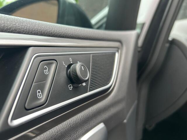 Volkswagen GOLF SPORTSVAN 1.4 TSI Allstar Automaat l Navigatie l Cruise Control l Stoelverwarming