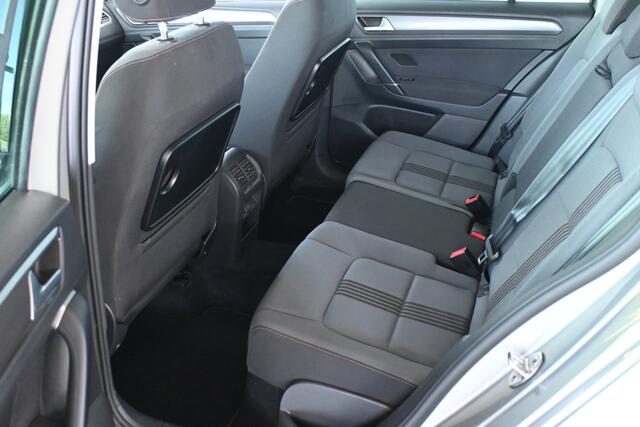 Volkswagen GOLF SPORTSVAN 1.4 TSI Automaat Allstar Business Edition Automaat Clima Navigatie Goed Onderhouden! Inruil Mogelijk!