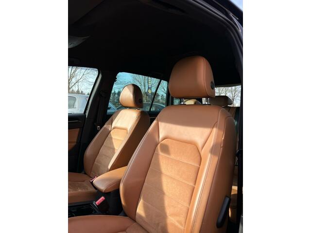 Volkswagen GOLF SPORTSVAN 1.2 TSI Business Ed.