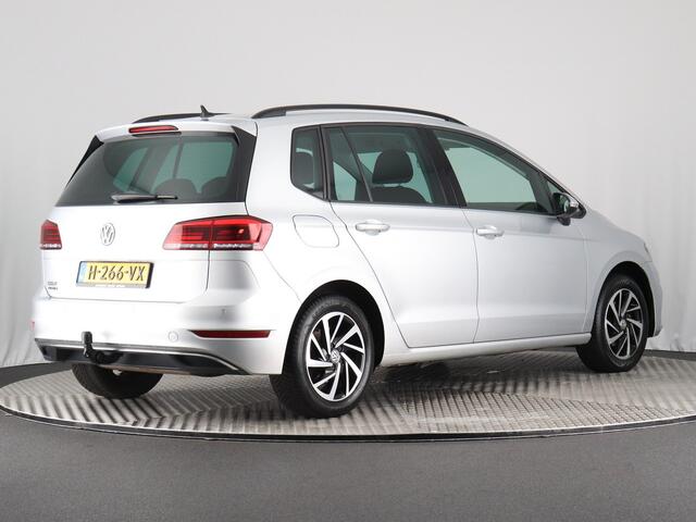 Volkswagen GOLF SPORTSVAN 1.0 TSI Highline Edition (Afn. Trekhaak / Navi / ACC / Camera)
