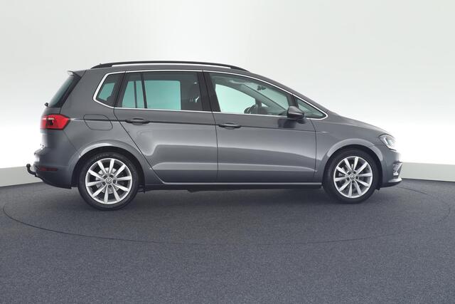 Volkswagen GOLF SPORTSVAN 1.4 TSI 150pk DSG Highline Xenon Koplampen Trekhaak Stoelverwarming