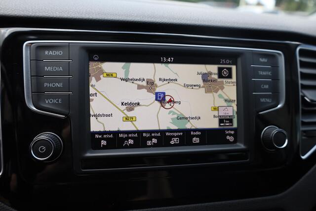 Volkswagen GOLF SPORTSVAN 1.4 TSI Highline TREKHAAK ALCANTARA STOELVERW. CRUISE CLIMA NAVI 2XPDC 17''LMV