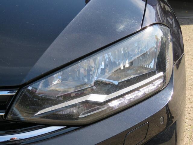 Volkswagen GOLF SPORTSVAN 1.0 TSI 115pk DSG-aut. HIGHLINE / Trekhaak / Camera / 17 Inch / BOVAG garantie