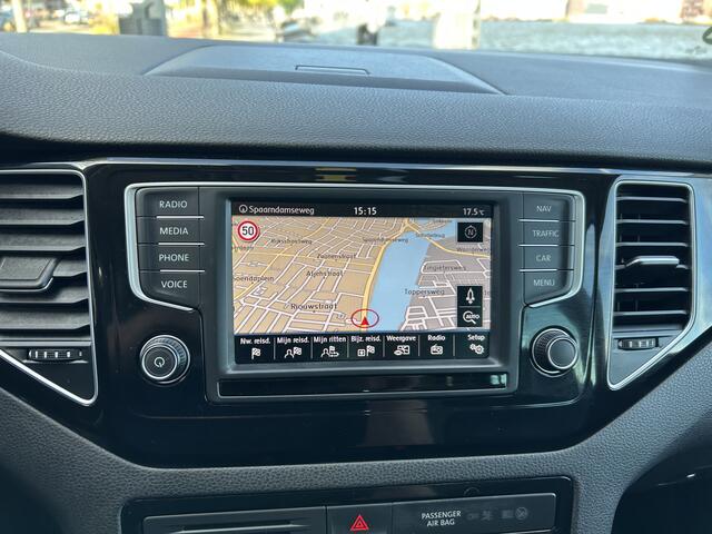 Volkswagen GOLF SPORTSVAN 1.4 TSI Highline automaat airco/ecc navi alcantara