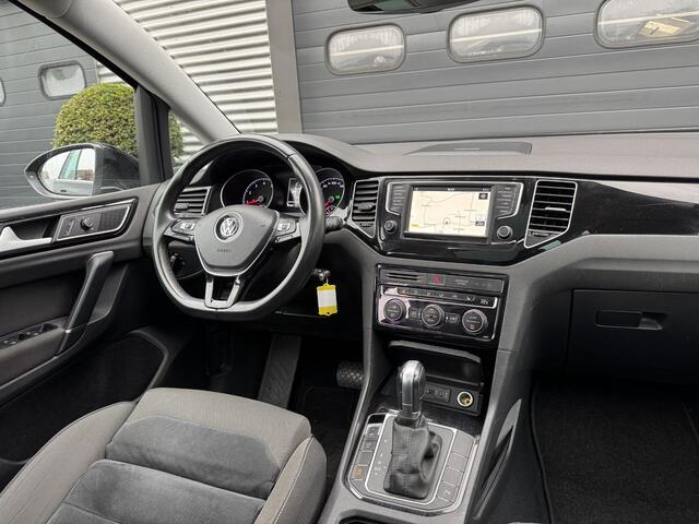 Volkswagen GOLF SPORTSVAN 1.4 TSI Highline | Panoramadak | Navigatie | Camera | DAB | Privacy Glass |